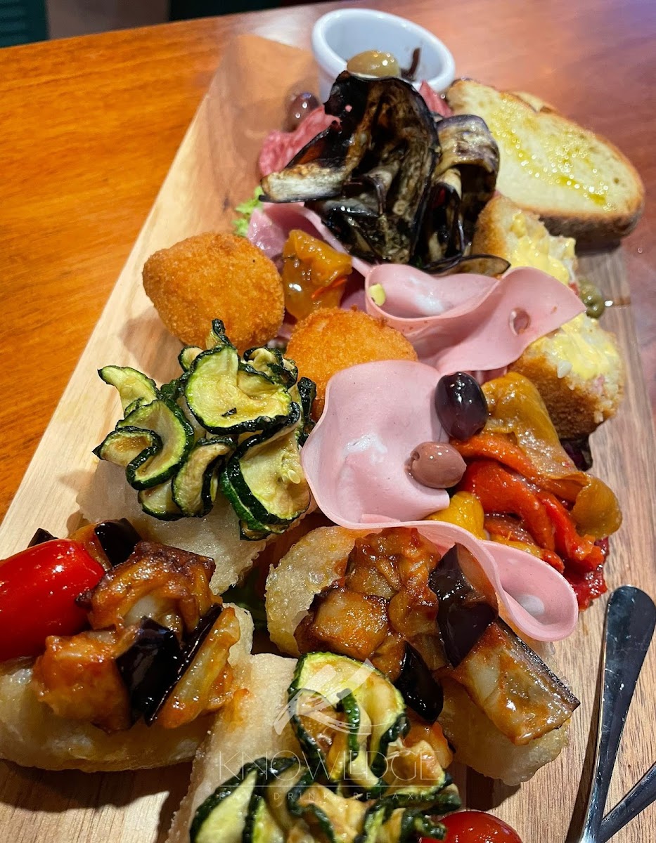 Knowledge Restaurant Photos 2